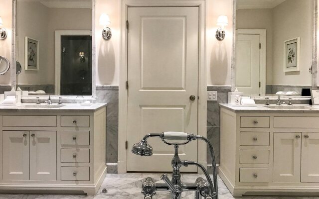 Provident Luxury Suites Fisher Island