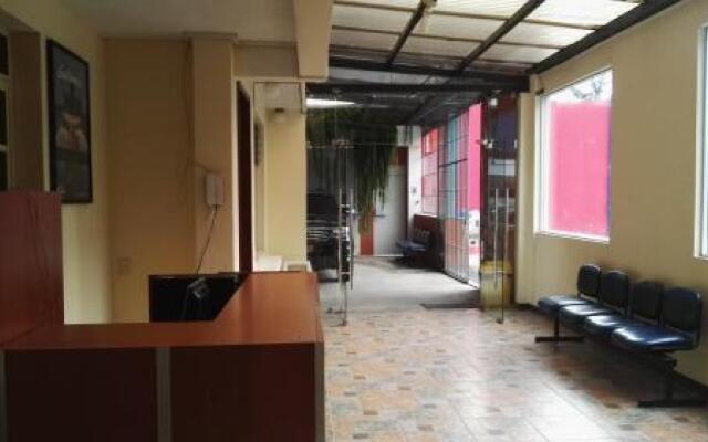 Santiago Hostel and Traveling