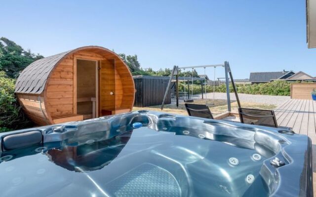 "Vojkan" - 200m from the sea in Western Jutland