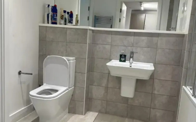 Cosy City Apartment in Barking