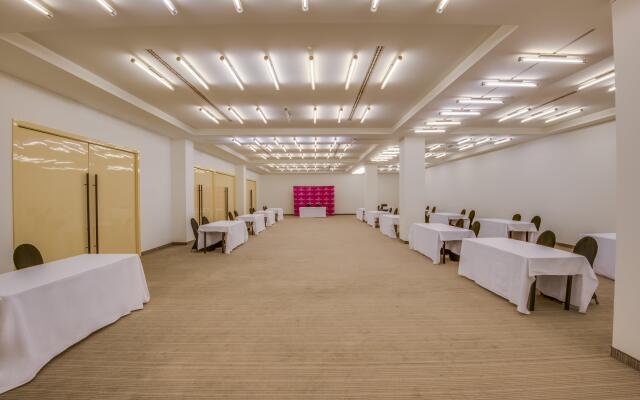 Crowne Plaza Belgrade by IHG