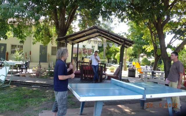 Nuriel Fruit & Guest House