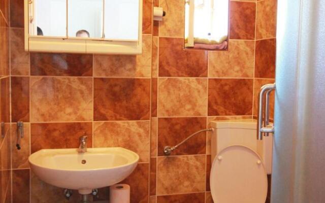 Two Apartments, Ela Jacuzzi And Karmen
