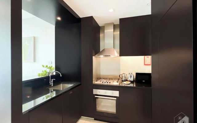 Cozy 1b With Balcony in Business Bay