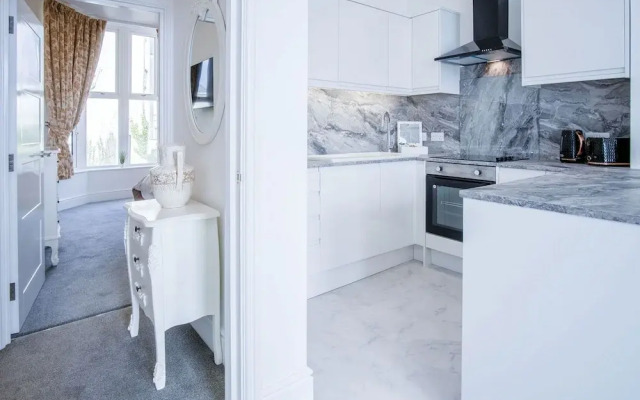 St Catherine's View - 2 Bedroom - Panorama - Tenby