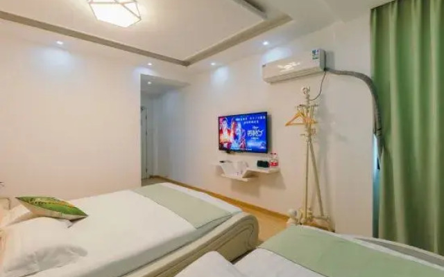 Sizhilian Homestay (Wuzhen Xizha Scenic Area)