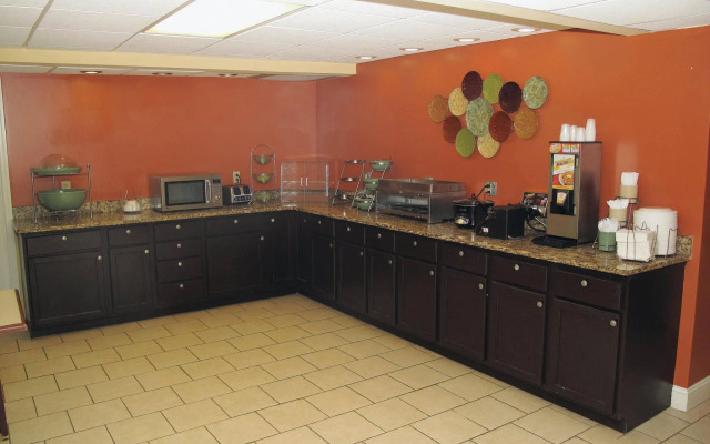 District 3 Hotel, Ascend Hotel Collection