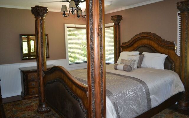 Guerneville Lodge