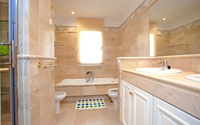 Villa Rio Real Marbella