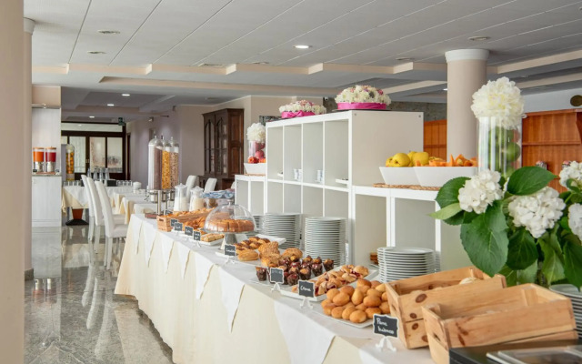 Rivoli Hotel