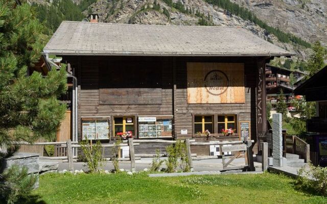 Matterhorn Hostel