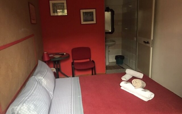 Room With Private Bathroom