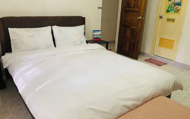 Olympia Travellers Inn