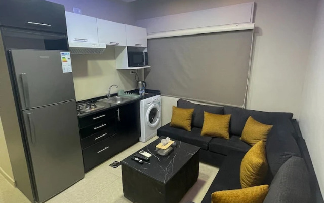 Charming Amman Apartent With City Views