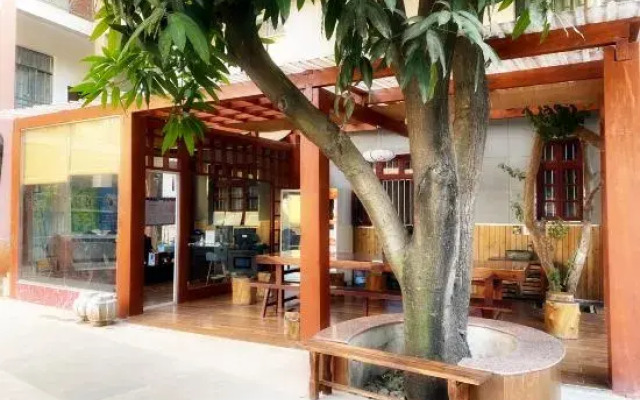 Shadian Ping'an Inn