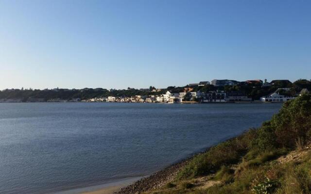 Ebenezer Guesthouse Bluewater Bay