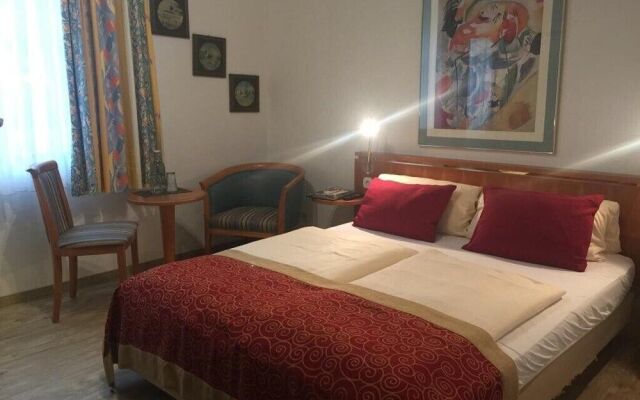 Hotel Alt Montjoie