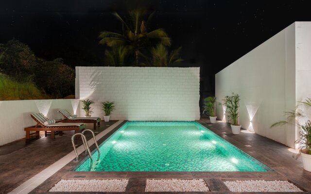 Bedzzz Xclusiv Morjim, Goa By Leisure Hotels