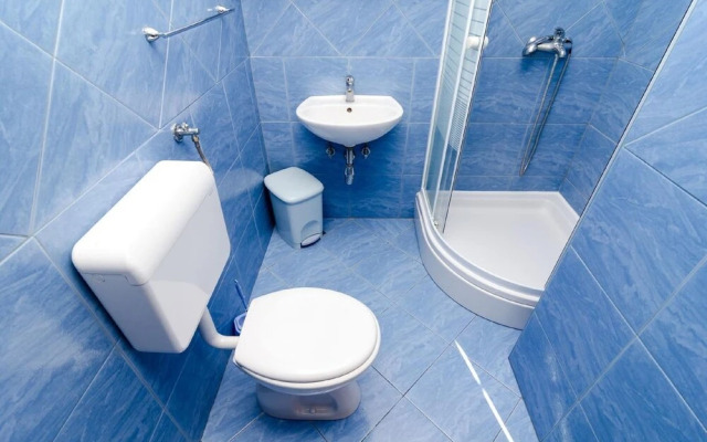 Apartment & Rooms Alan