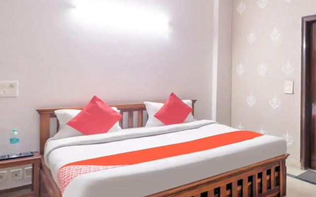 Classy Inn by OYO Rooms