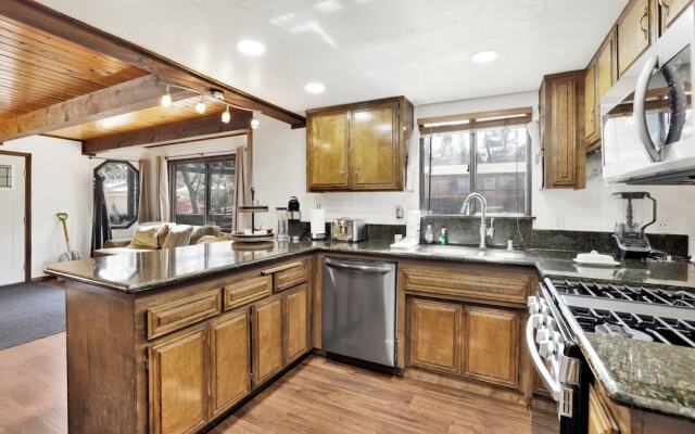 THE Moose Tree House #2381