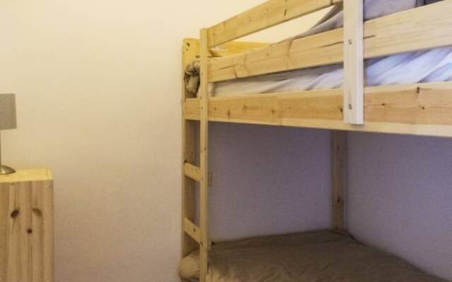 Spacious 2 Bedroom Holyrood Flat With Great Views