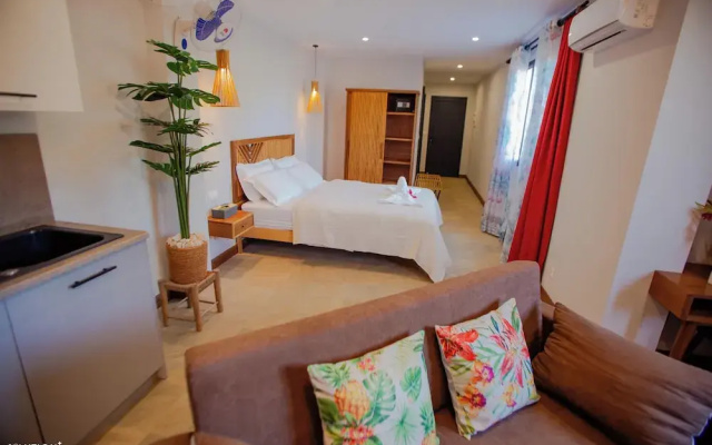 Amako Beach House