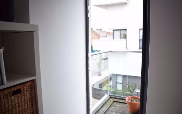 Beautiful 2 Bedroom Apartment in Dalston