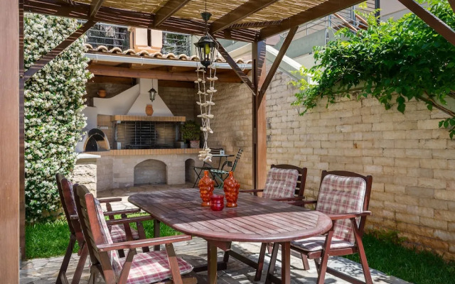 Riviera Houses Barbati