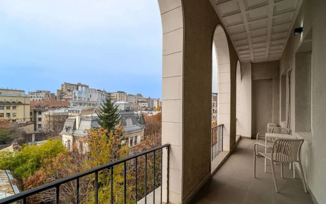 Loggia Luxe 5BR Living in Universitatii Area