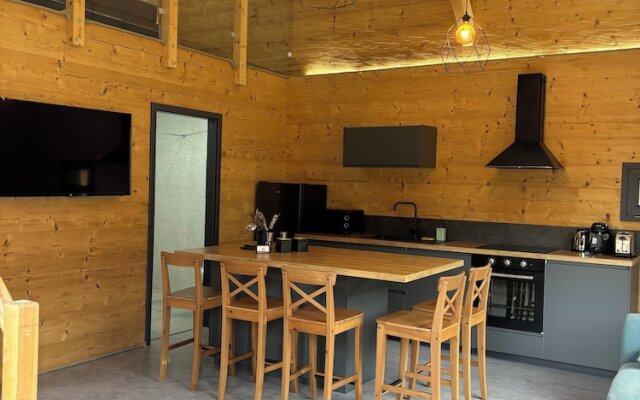 Chalets Perce Neige & Jacuzzi privatif