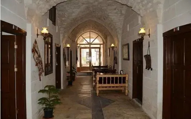 Gulpalas Hotel