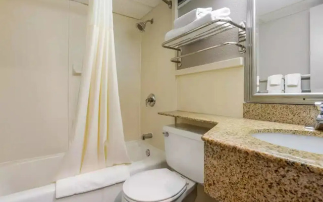 Charming Ensuite Rooms in NEW CUMBERLAND