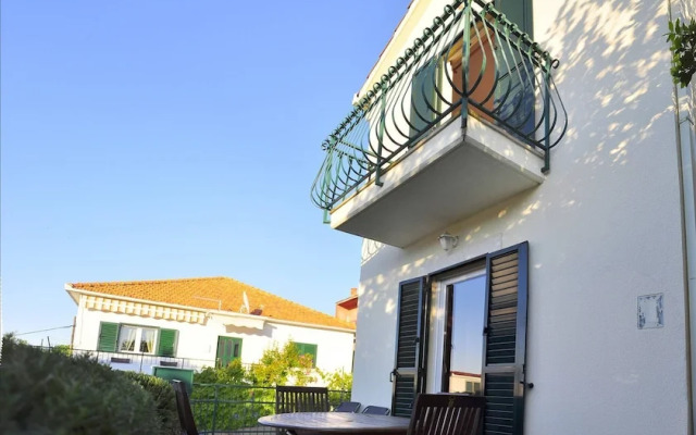 Cosy Suite With Garden & Terrace
