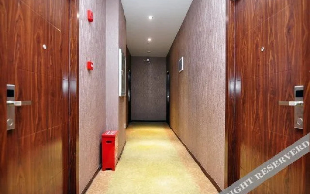 Senyi Hotel (Kunming Golden Horse and Jade Rooster)