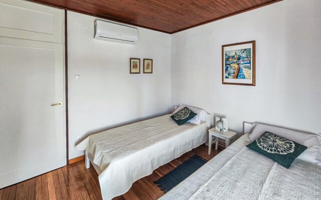 Amazing Home in Omisalj With Jacuzzi, Wifi and 4 Bedrooms