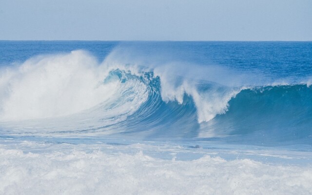 Sails - Elegant, spacious beach villa