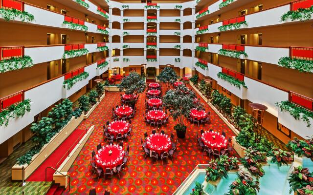 Holiday Inn Hotel & Suites Springfield - I-44, an IHG Hotel