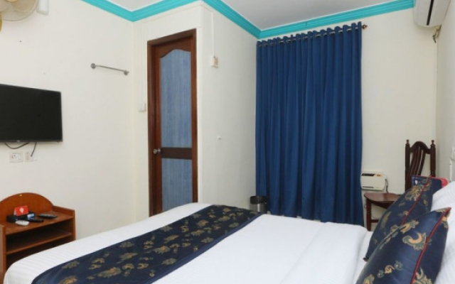 Oyo 13297 Neha Residency