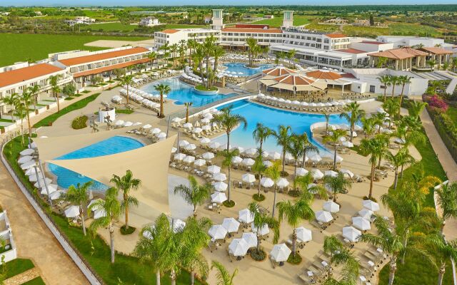 Olympic Lagoon Resort – Ayia Napa