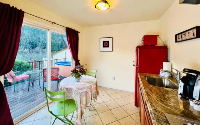 West Sonoma Inn & Spa