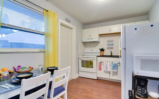 Dog-friendly Largo Apartment w/ Large Shared Yard!