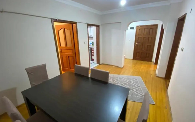2 bedrooms central area located appartment 2 floor