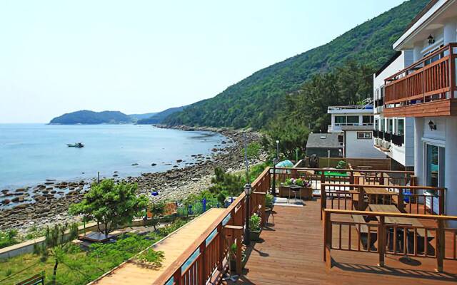 Yeosu Haeoreum Pension