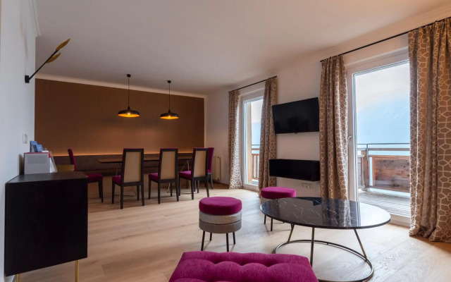 Romantik Residenz Ferienwohnungen Hotel Im Weissen Rössl