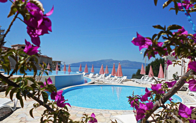 Bougainville Bay Hotel