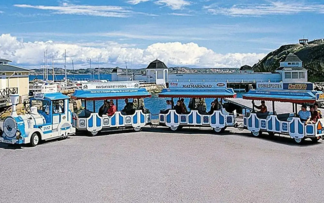 2 Person Holiday Home in Lysekil