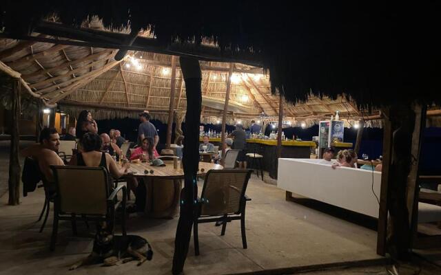 Los Vientos Hotel