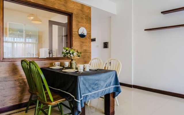 Locals Boutique Apartment Huafa Plaza 16