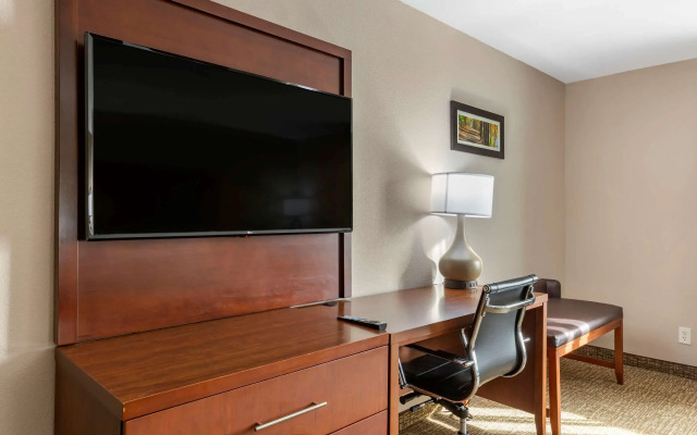 Comfort Inn Smithfield near I-95